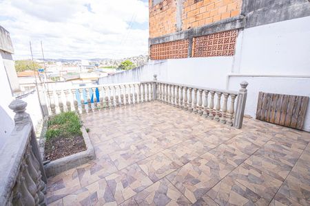Casa para alugar com 200m², 3 quartos e 6 vagas Casa para alugar com 200m², 3 quartos e 6 vagasArea externa