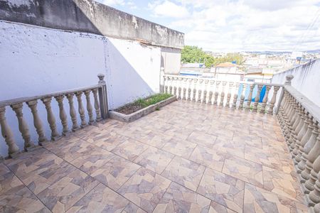 Casa para alugar com 200m², 3 quartos e 6 vagas Casa para alugar com 200m², 3 quartos e 6 vagasArea externa