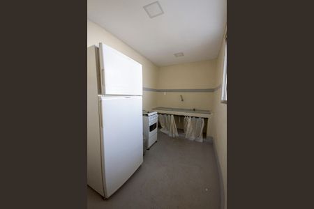 Apartamento para alugar com 68m², 2 quartos e sem vagaÁrea comum - Salão de festas