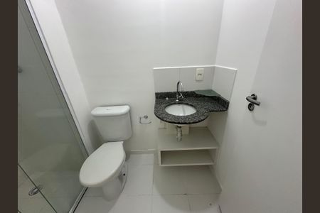 Apartamento para alugar com 60m², 2 quartos e 1 vaga Apartamento para alugar com 60m², 2 quartos e 1 vagaBanheiro da Suíte