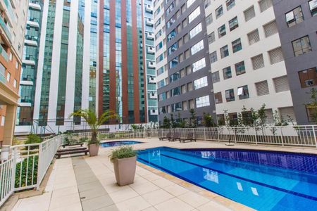 Apartamento para alugar com 60m², 2 quartos e 1 vaga Apartamento para alugar com 60m², 2 quartos e 1 vagaÁrea comum - Piscina