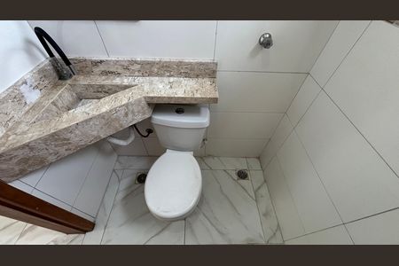 Apartamento para alugar com 100m², 2 quartos e 1 vaga Apartamento para alugar com 100m², 2 quartos e 1 vagaBanheiro