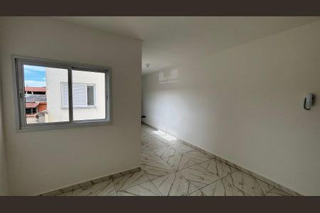 Sala - Cozinha de apartamento para alugar com 2 quartos, 100m² em Vila Clarice, Santo André