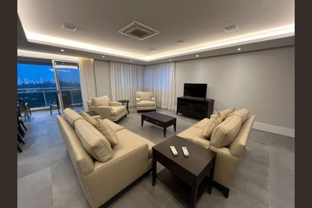 Apartamento à venda com 240m², 4 quartos e 4 vagas Apartamento à venda com 240m², 4 quartos e 4 vagasSala