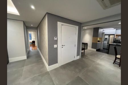 Apartamento à venda com 240m², 4 quartos e 4 vagas Apartamento à venda com 240m², 4 quartos e 4 vagasSala