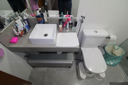 Apartamento à venda com 120m², 3 quartos e 2 vagasBanheiro da Suíte