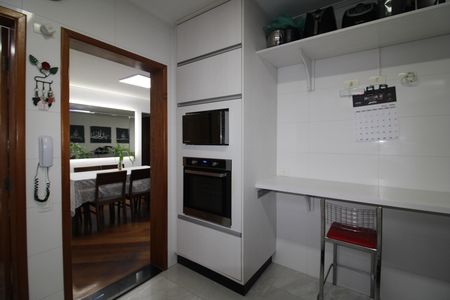 Apartamento à venda com 120m², 3 quartos e 2 vagasCozinha