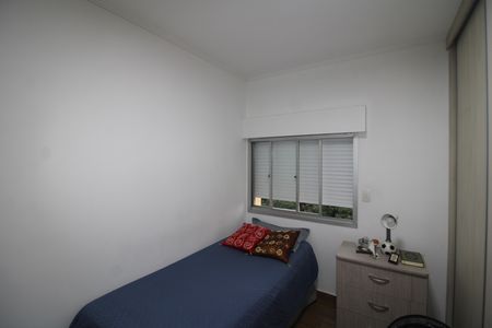 Apartamento à venda com 120m², 3 quartos e 2 vagasQuarto 2
