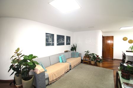 Apartamento à venda com 120m², 3 quartos e 2 vagasSala