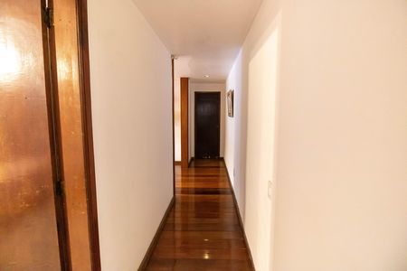 Casa de condomínio à venda com 362m², 5 quartos e 2 vagas