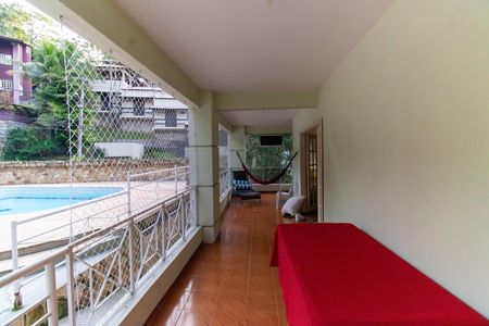 Casa de condomínio à venda com 362m², 5 quartos e 2 vagas