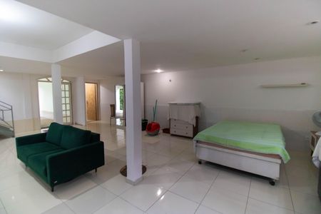 Casa de condomínio à venda com 362m², 5 quartos e 2 vagas