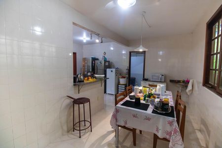 Casa de condomínio à venda com 362m², 5 quartos e 2 vagas