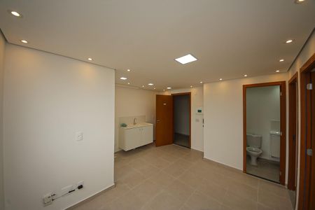 Sala/cozinha de apartamento para alugar com 2 quartos, 35m² em Vila Antonieta, São Paulo