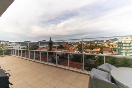 Apartamento para alugar com 202m², 3 quartos e 3 vagasVista da Sala