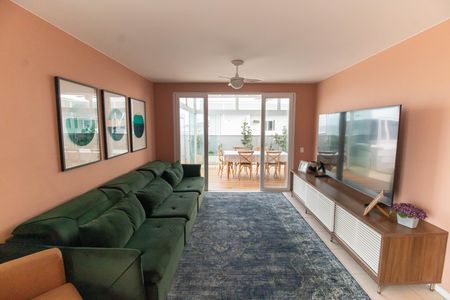 Apartamento para alugar com 202m², 3 quartos e 3 vagasSala