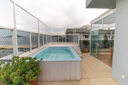 Apartamento para alugar com 202m², 3 quartos e 3 vagasCobertura