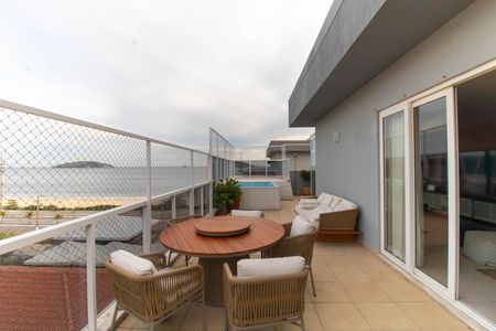 Apartamento para alugar com 202m², 3 quartos e 3 vagasCobertura
