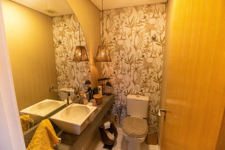 Apartamento para alugar com 202m², 3 quartos e 3 vagasLavabo