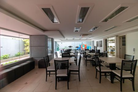Apartamento para alugar com 202m², 3 quartos e 3 vagasÁrea comum