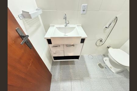 Apartamento para alugar com 85m², 2 quartos e sem vaga Apartamento para alugar com 85m², 2 quartos e sem vagaBanheiro