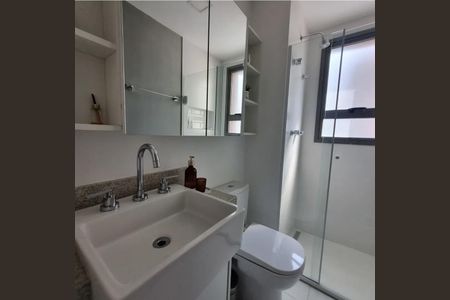 Banheiro  de apartamento à venda com 2 quartos, 105m² em Indianópolis, São Paulo