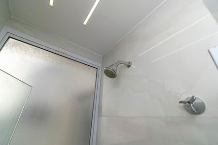 Apartamento para alugar com 45m², 2 quartos e 1 vaga Apartamento para alugar com 45m², 2 quartos e 1 vagaBanheiro