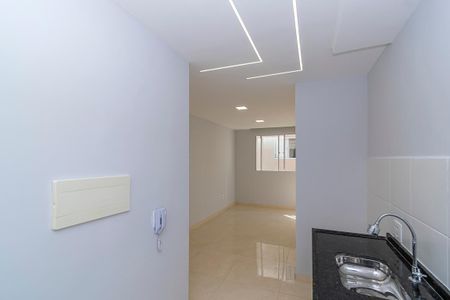 Apartamento para alugar com 45m², 2 quartos e 1 vaga Apartamento para alugar com 45m², 2 quartos e 1 vagaCozinha
