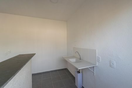 Apartamento para alugar com 45m², 2 quartos e 1 vaga Apartamento para alugar com 45m², 2 quartos e 1 vagaÁrea comum - Salão de festas