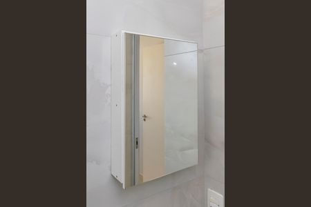 Apartamento para alugar com 45m², 2 quartos e 1 vaga Apartamento para alugar com 45m², 2 quartos e 1 vagaBanheiro