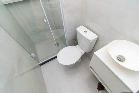 Apartamento para alugar com 45m², 2 quartos e 1 vaga Apartamento para alugar com 45m², 2 quartos e 1 vagaBanheiro