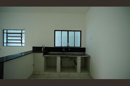 Casa para alugar com 90m², 2 quartos e 1 vagaCozinha