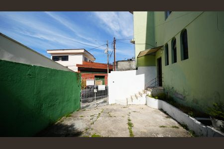 Casa para alugar com 90m², 2 quartos e 1 vagaQuintal