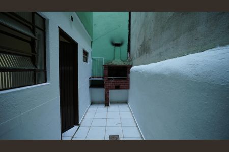 Casa para alugar com 90m², 2 quartos e 1 vagaÁrea de Serviço
