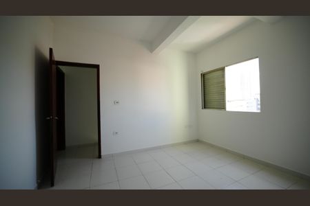 Sala de casa para alugar com 2 quartos, 90m² em Vila Lucinda, Santo André