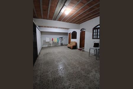 Casa à venda com 432m², 5 quartos e 4 vagasVagas de garagem