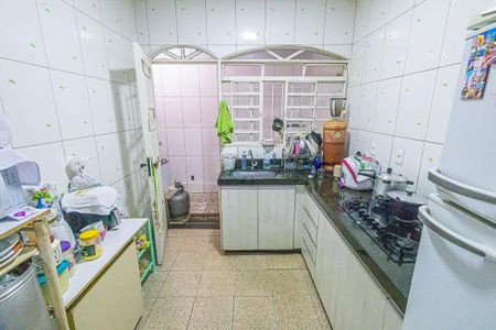 Casa à venda com 432m², 5 quartos e 4 vagasCozinha- Casa 02