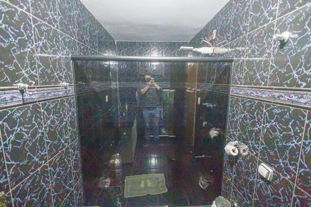 Casa à venda com 432m², 5 quartos e 4 vagasSuite - Casa 01
