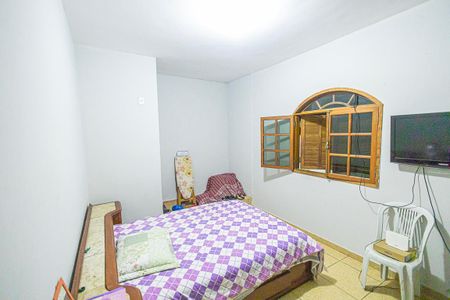 Casa à venda com 432m², 5 quartos e 4 vagasQuarto 3 - Casa 01