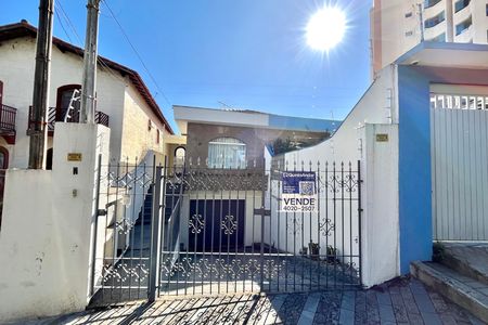 Fachada de casa à venda com 3 quartos, 350m² em Jabaquara, São Paulo