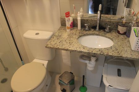 Apartamento à venda com 63m², 2 quartos e 2 vagasBanheiro