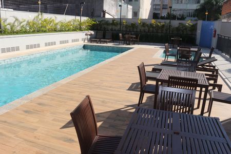 Apartamento à venda com 63m², 2 quartos e 2 vagasÁrea comum - Piscina
