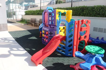Apartamento à venda com 63m², 2 quartos e 2 vagasÁrea comum - Playground