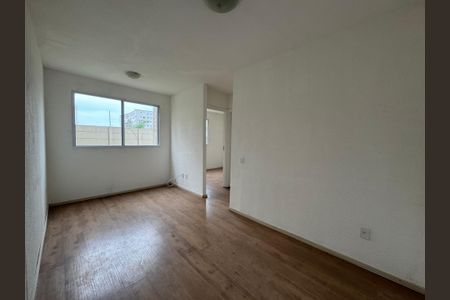Sala de apartamento à venda com 2 quartos, 42m² em Jardim Boa Vista (zona Oeste), Osasco