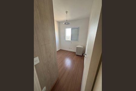 Quarto de apartamento para alugar com 2 quartos, 57m² em Campestre, Santo André