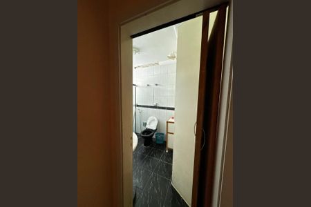 Apartamento à venda com 130m², 3 quartos e sem vaga Apartamento à venda com 130m², 3 quartos e sem vagaBanheiro