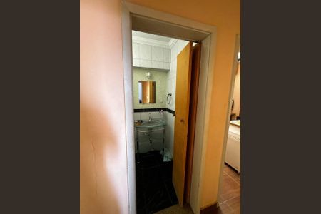 Apartamento à venda com 130m², 3 quartos e sem vaga Apartamento à venda com 130m², 3 quartos e sem vagaBanheiro da Suíte