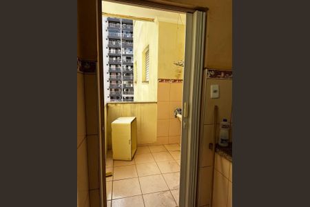 Apartamento à venda com 130m², 3 quartos e sem vaga Apartamento à venda com 130m², 3 quartos e sem vagaBanheiro da Suíte