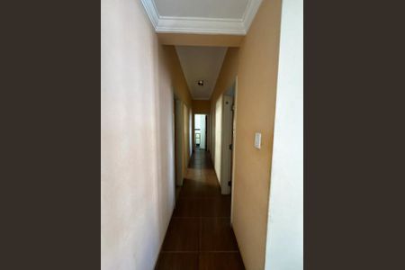 Apartamento à venda com 130m², 3 quartos e sem vaga Apartamento à venda com 130m², 3 quartos e sem vagaCorredor
