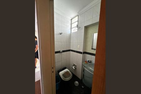 Apartamento à venda com 130m², 3 quartos e sem vaga Apartamento à venda com 130m², 3 quartos e sem vagaBanheiro